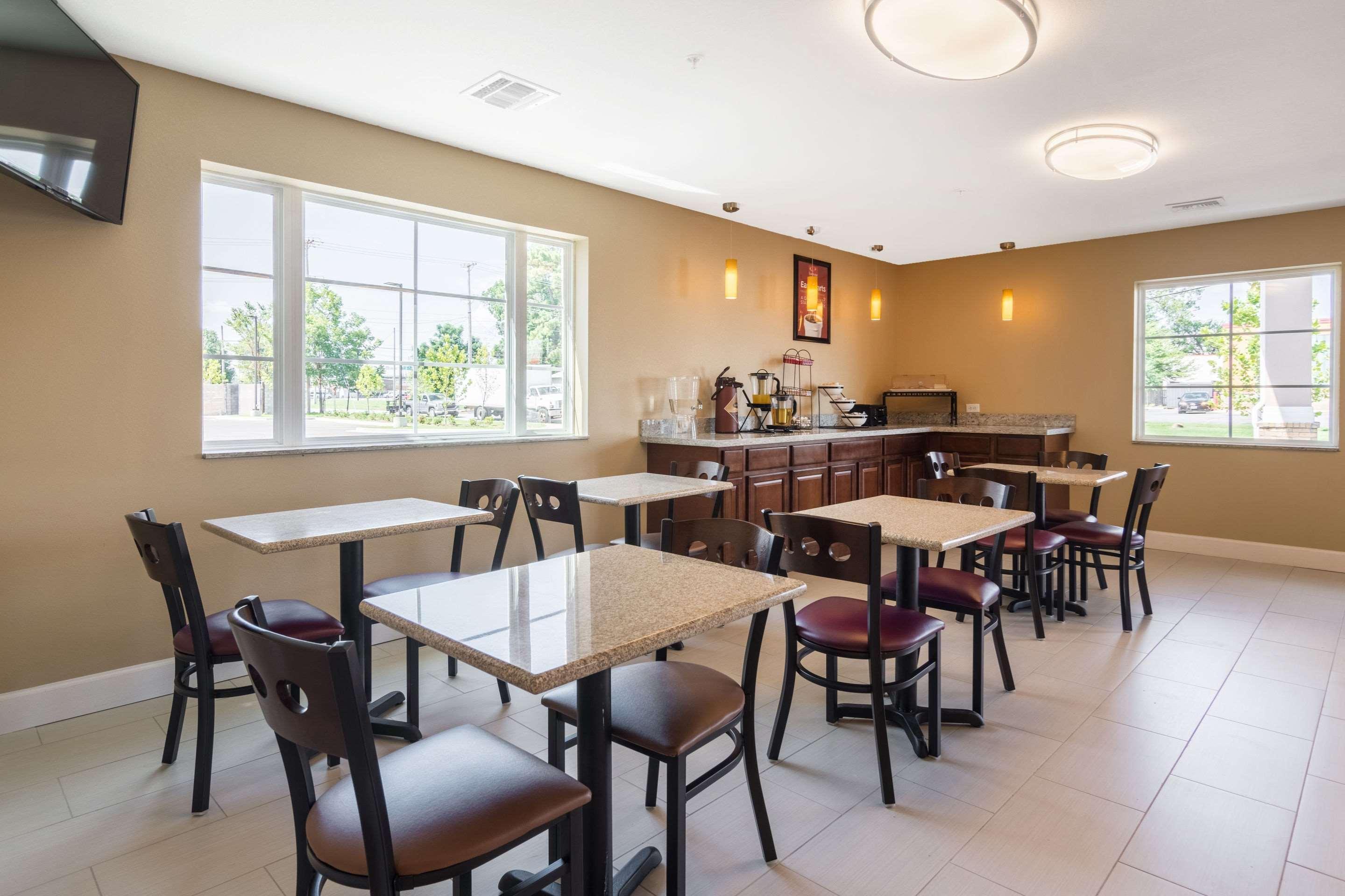 Econo Lodge Inn & Suites North Little Rock Near Riverfront Luaran gambar